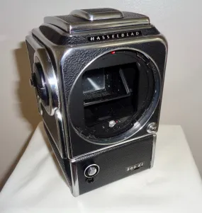 1970 Hasselblad 500EL SLR Medium Format Roll Film Camera Body