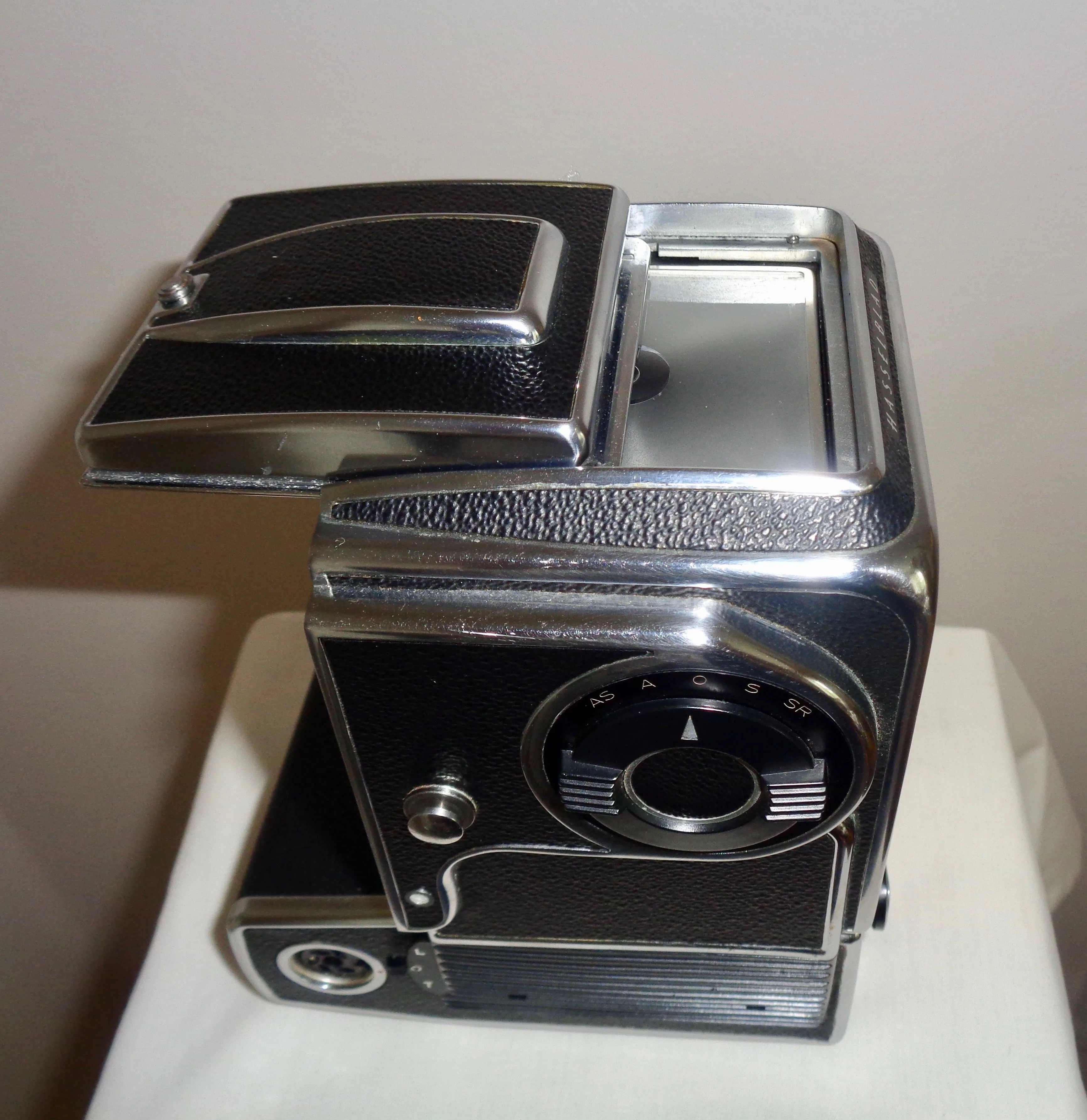 1970 Hasselblad 500EL SLR Medium Format Roll Film Camera Body