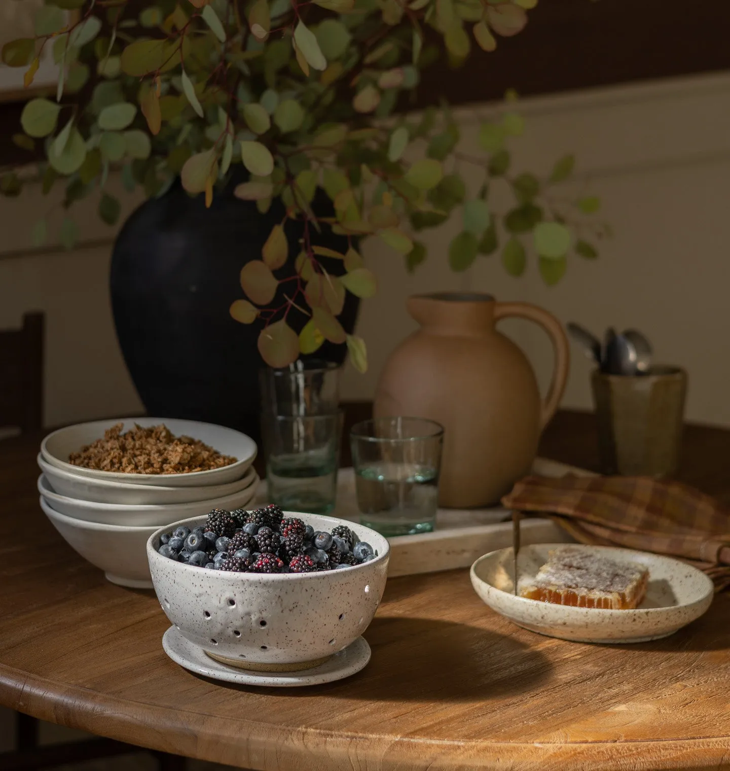 Berry Bowl w/ Saucer