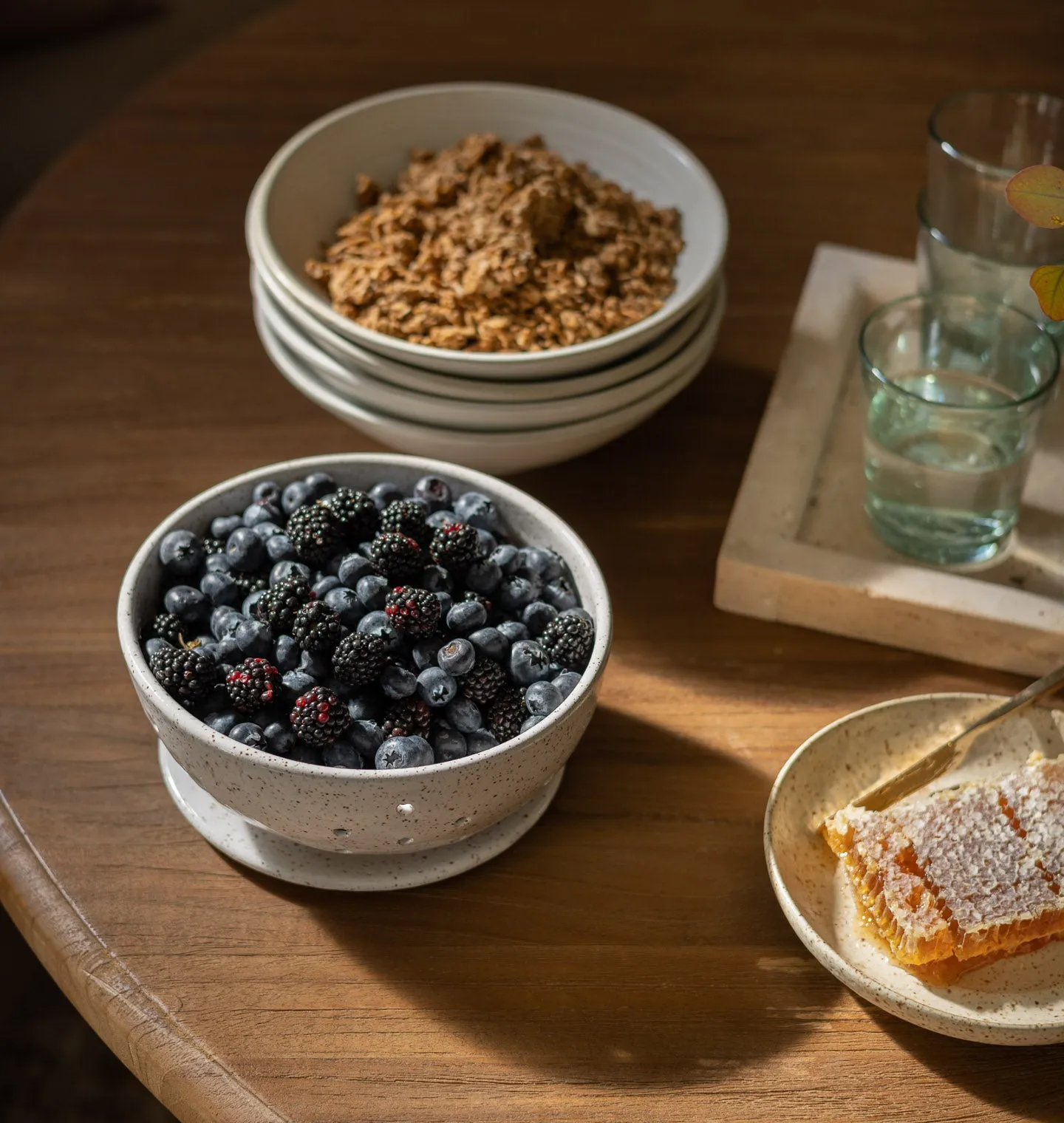 Berry Bowl w/ Saucer