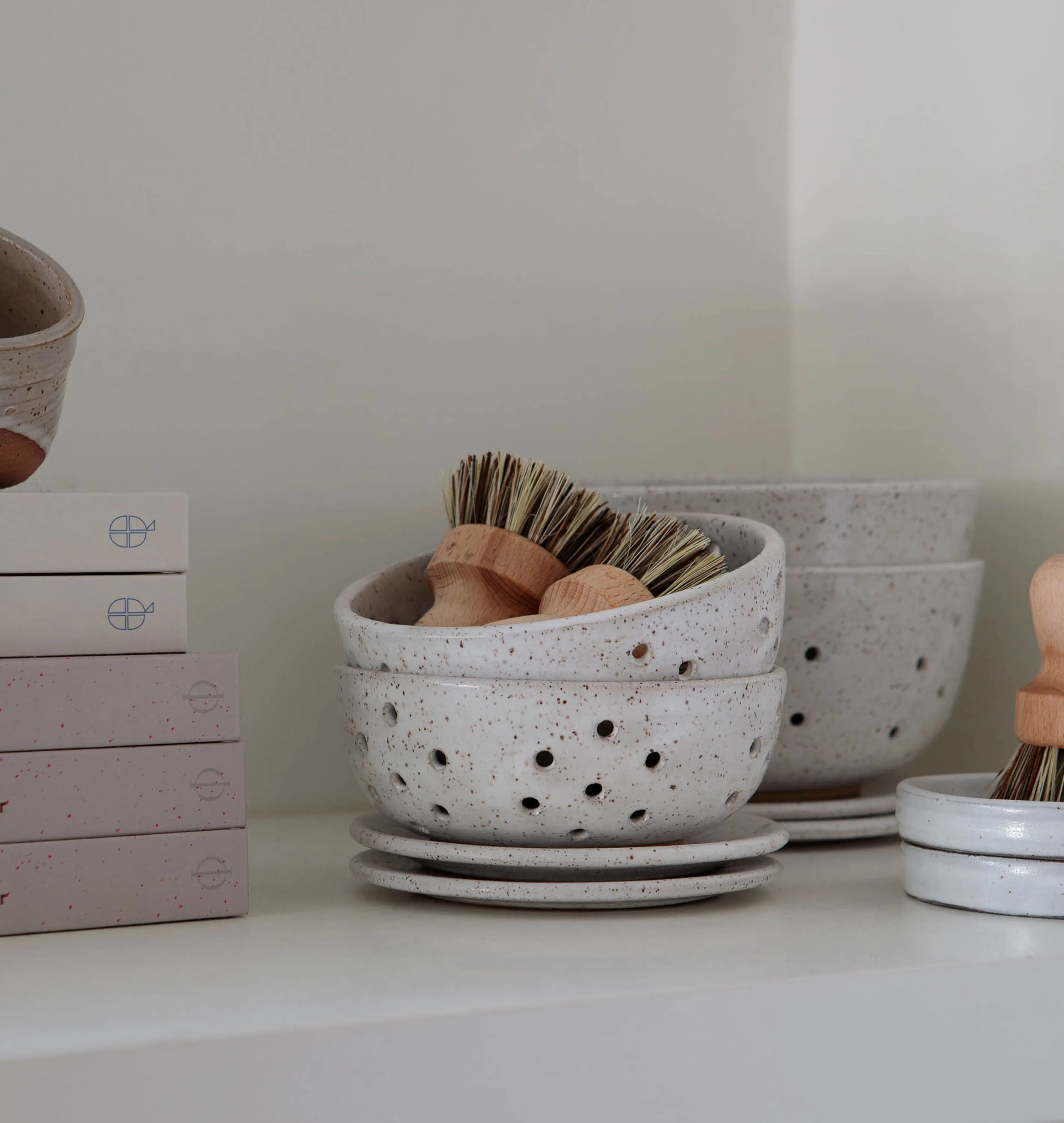 Berry Bowl w/ Saucer