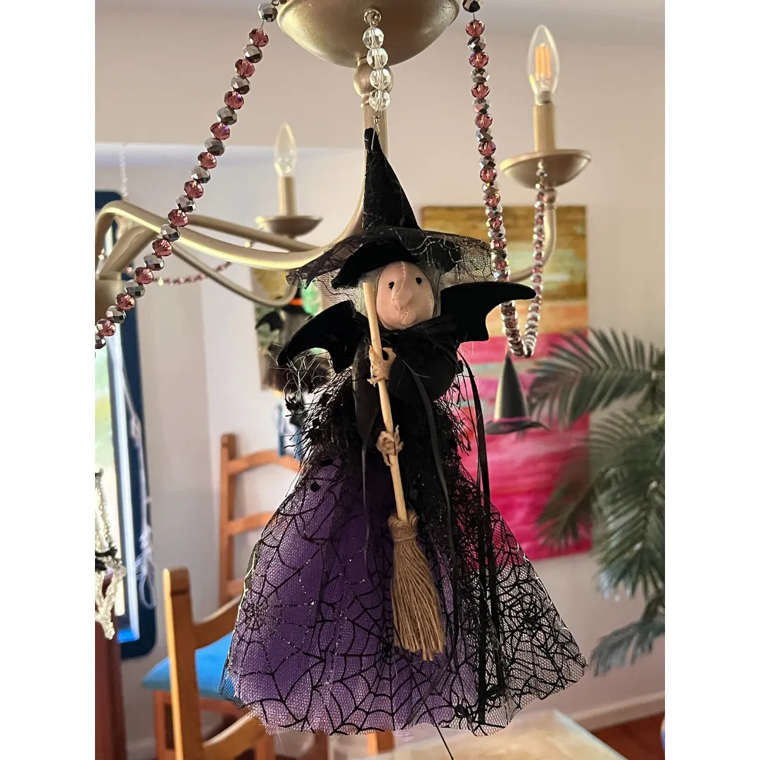 BLACK   PURPLE WITCH (Set/1) OR (Set/3) MAGNETIC HALLOWEEN CHANDELIER ORNAMENT