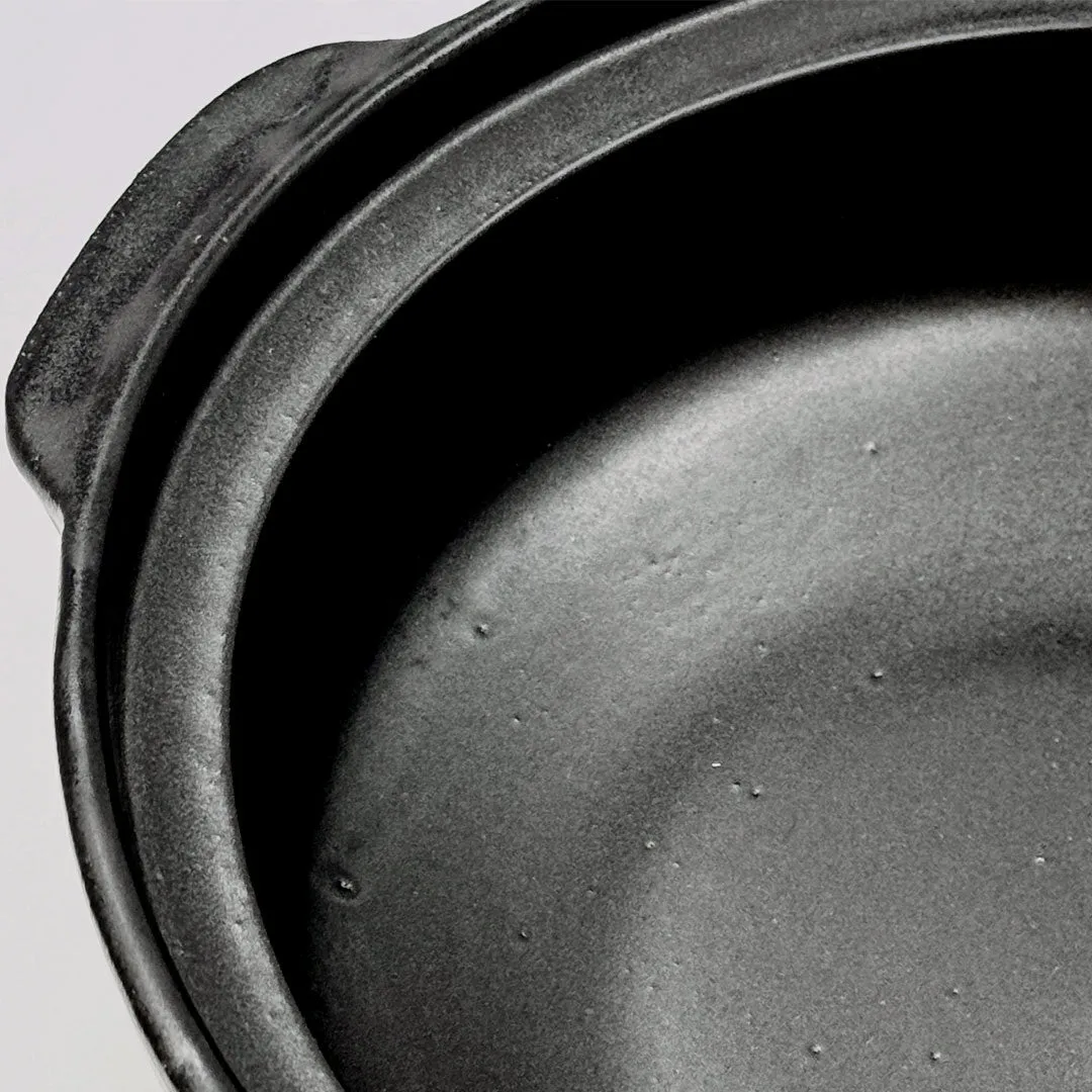 Black Tokusa Ceramic Coated Donabe Earthenware Pot 83 fl oz / 8.9" dia