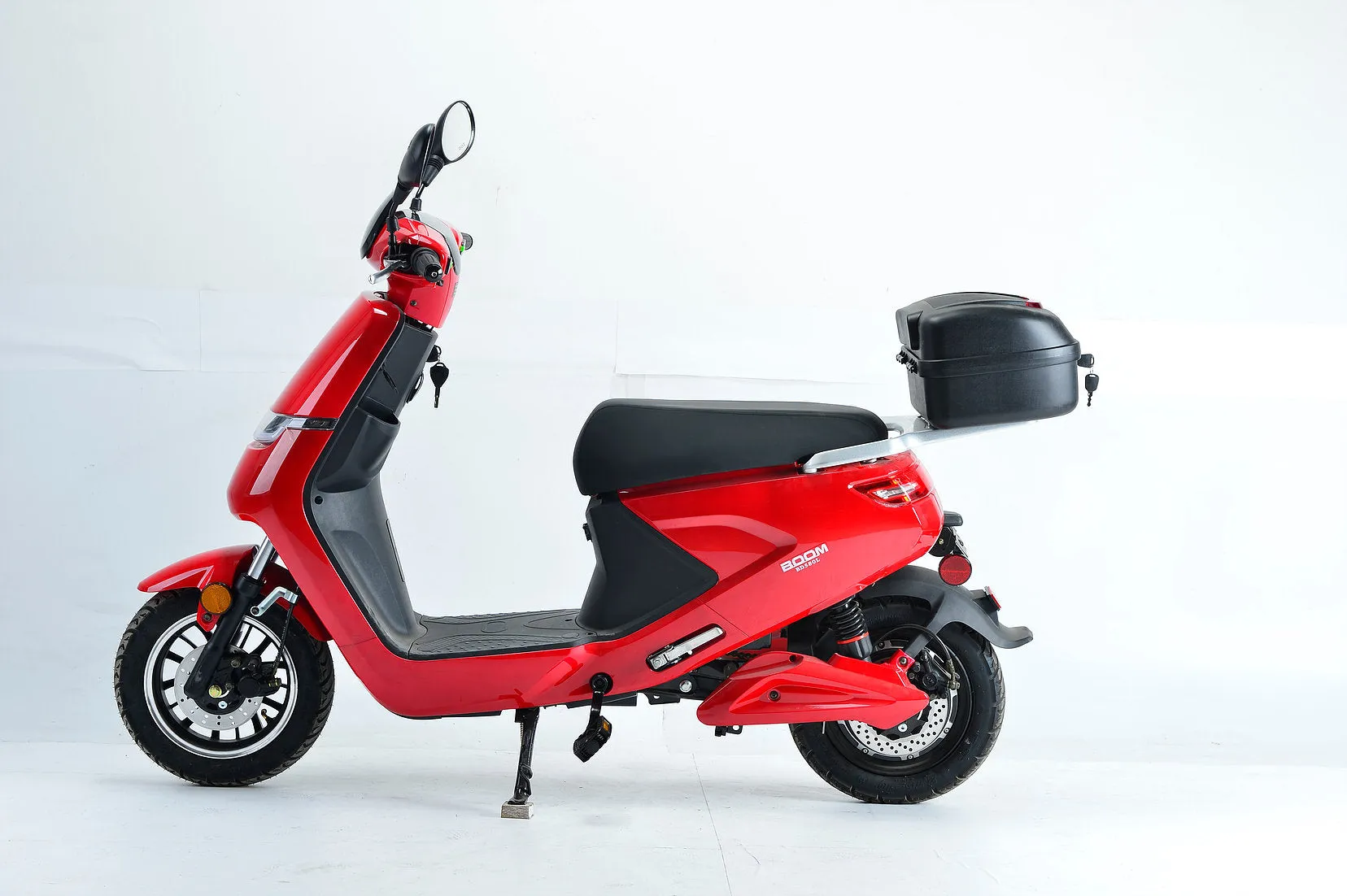 Boom Cirkit LED Electric Moped Scooter 500W 48V