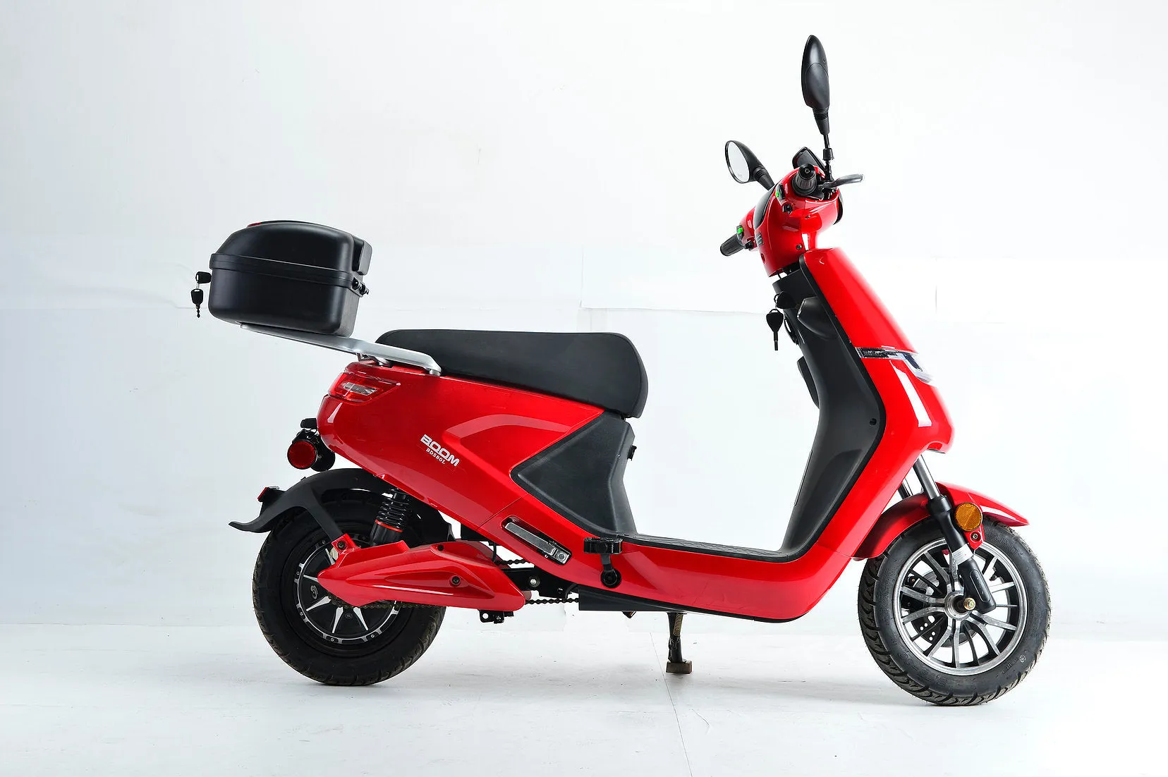 Boom Cirkit LED Electric Moped Scooter 500W 48V