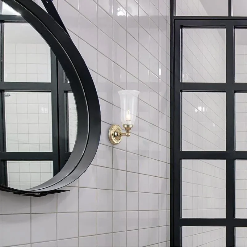 Classic Bathroom Light with Clear Glass