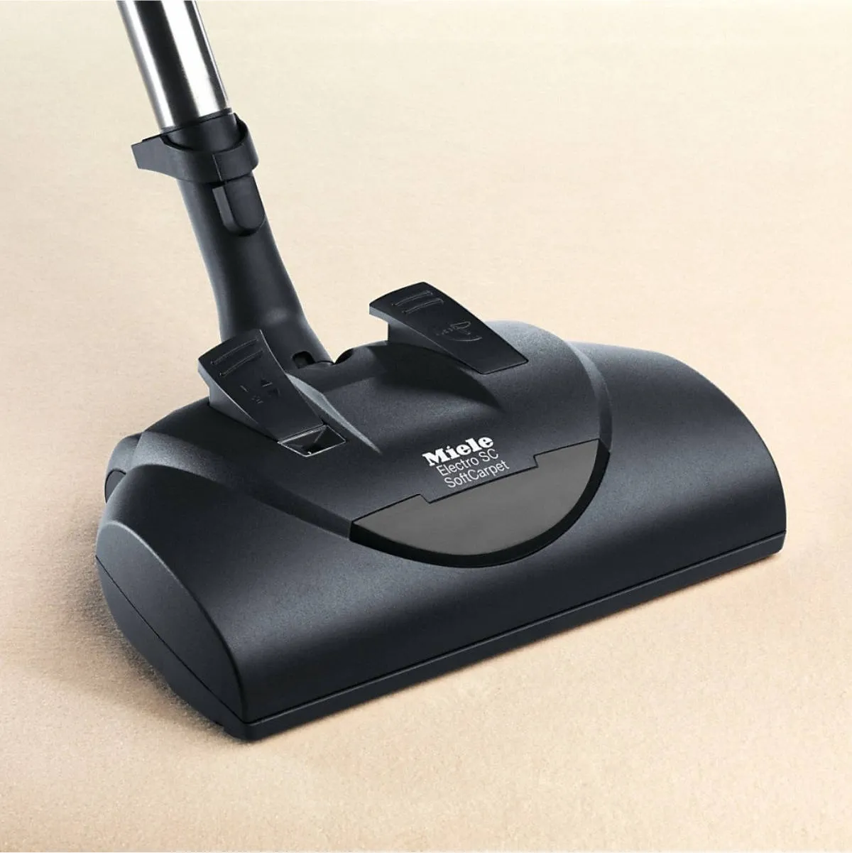 Miele Complete C3 Cat & Dog Canister Vacuum Cleaner 41GEE030CDN (Tayberry Red)