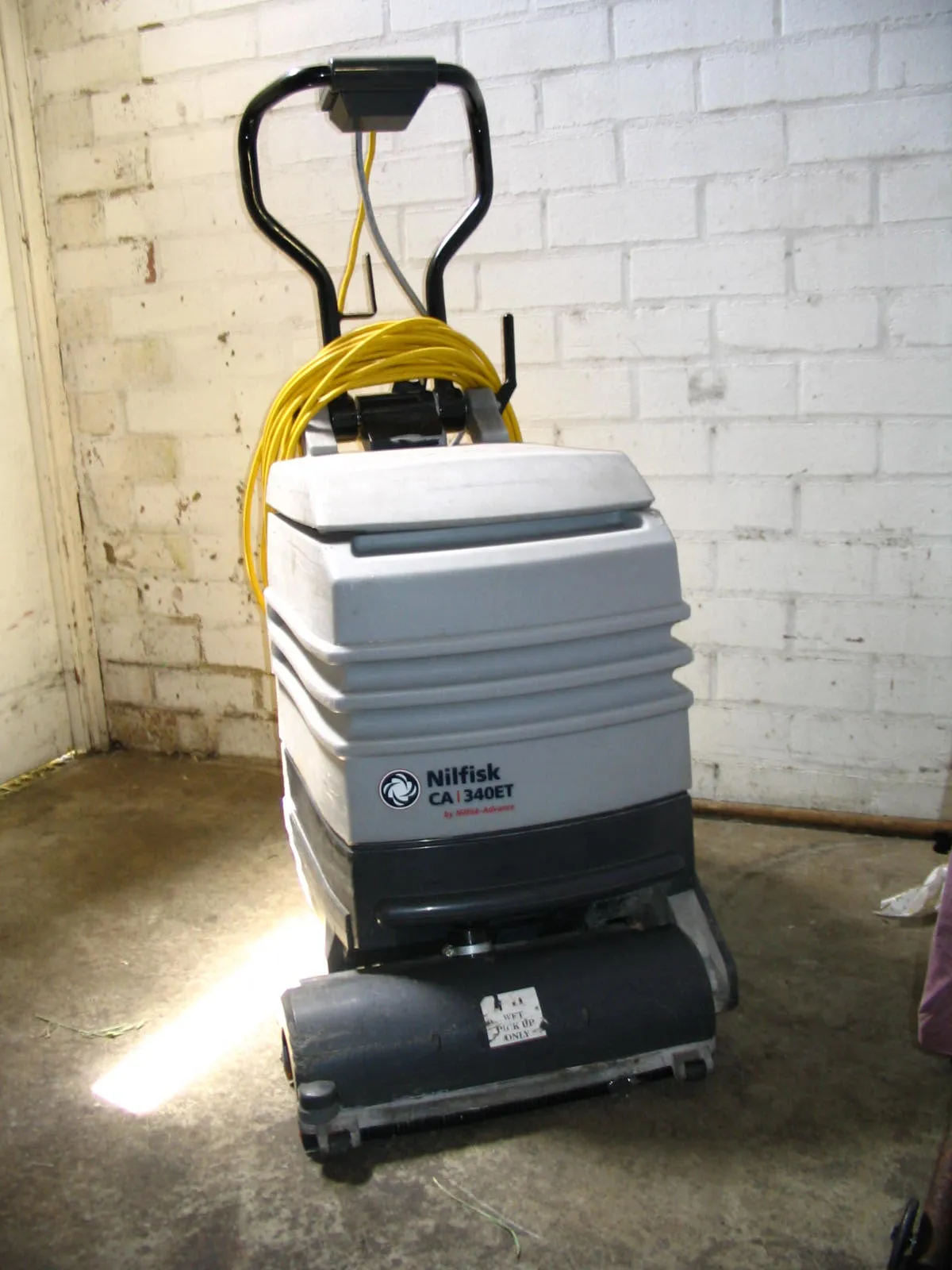 Nilfisk Aglite Concrete Floor Brush For CA340 Electric Walk Behind Floor Scrubber