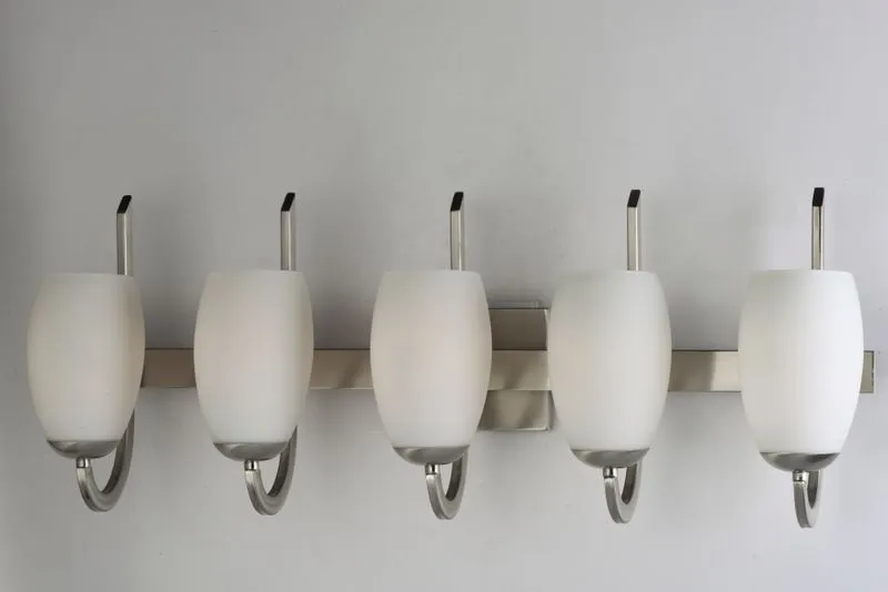 Taylor 31.5" Vanity Lighting