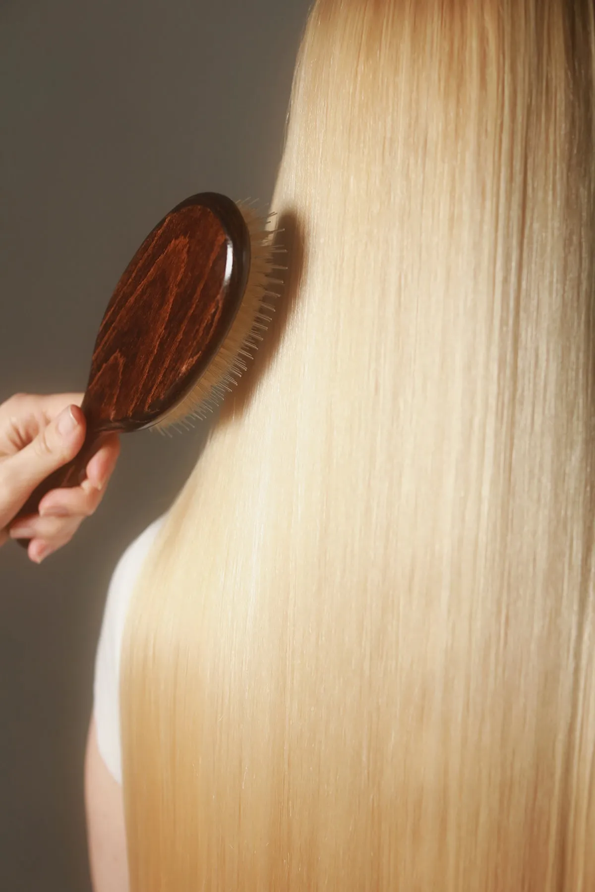 THE MERMAID BRUSH - ESSENTIAL BOAR BRISTLE BRUSH