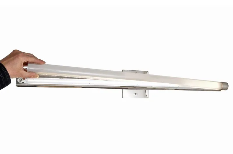 Wand Vanity Light
